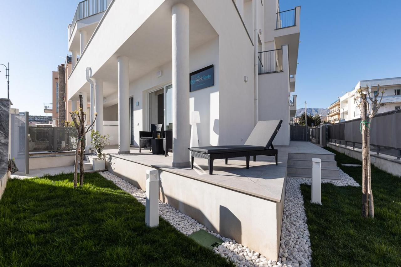 Oneweek Gaeta Suites And Apartments מראה חיצוני תמונה