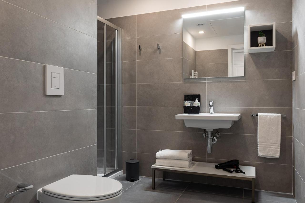 Oneweek Gaeta Suites And Apartments מראה חיצוני תמונה