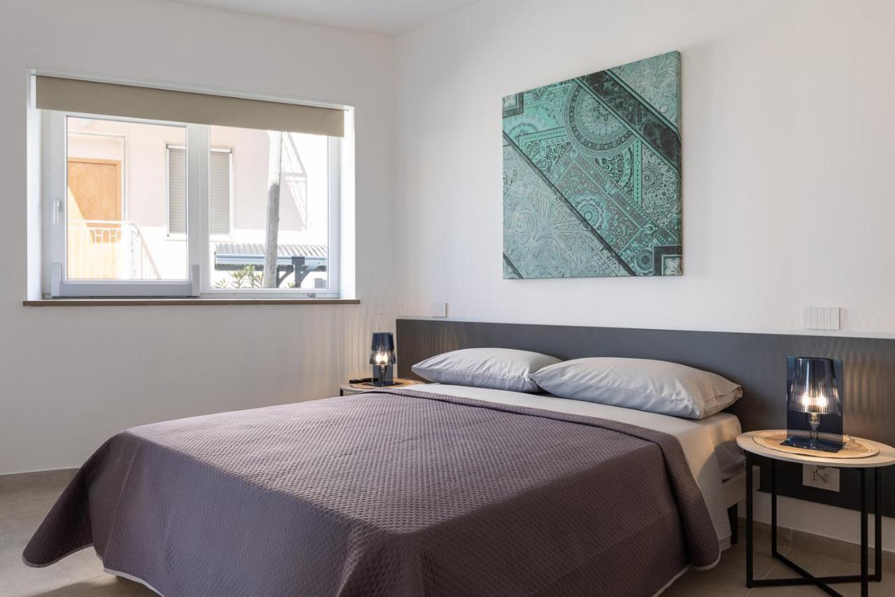 Oneweek Gaeta Suites And Apartments מראה חיצוני תמונה