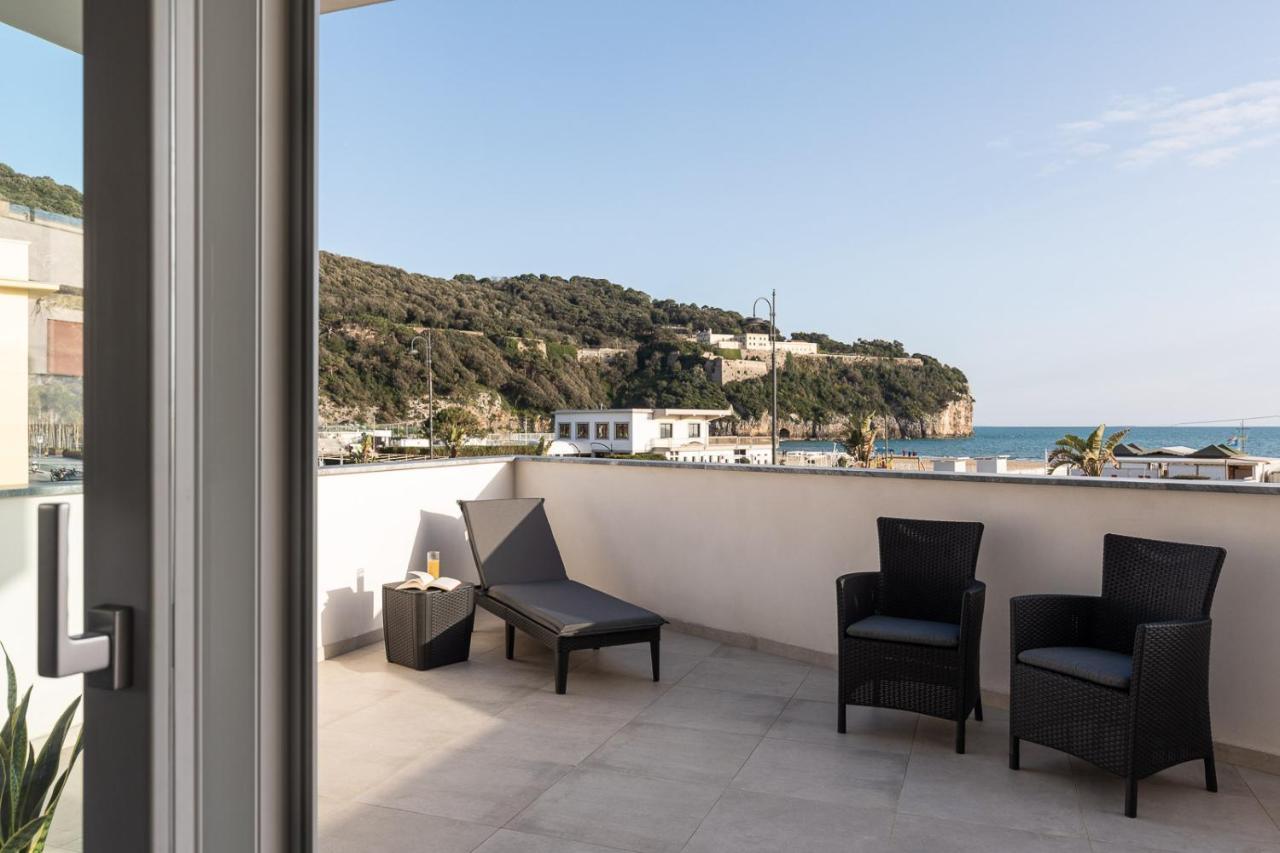 Oneweek Gaeta Suites And Apartments מראה חיצוני תמונה