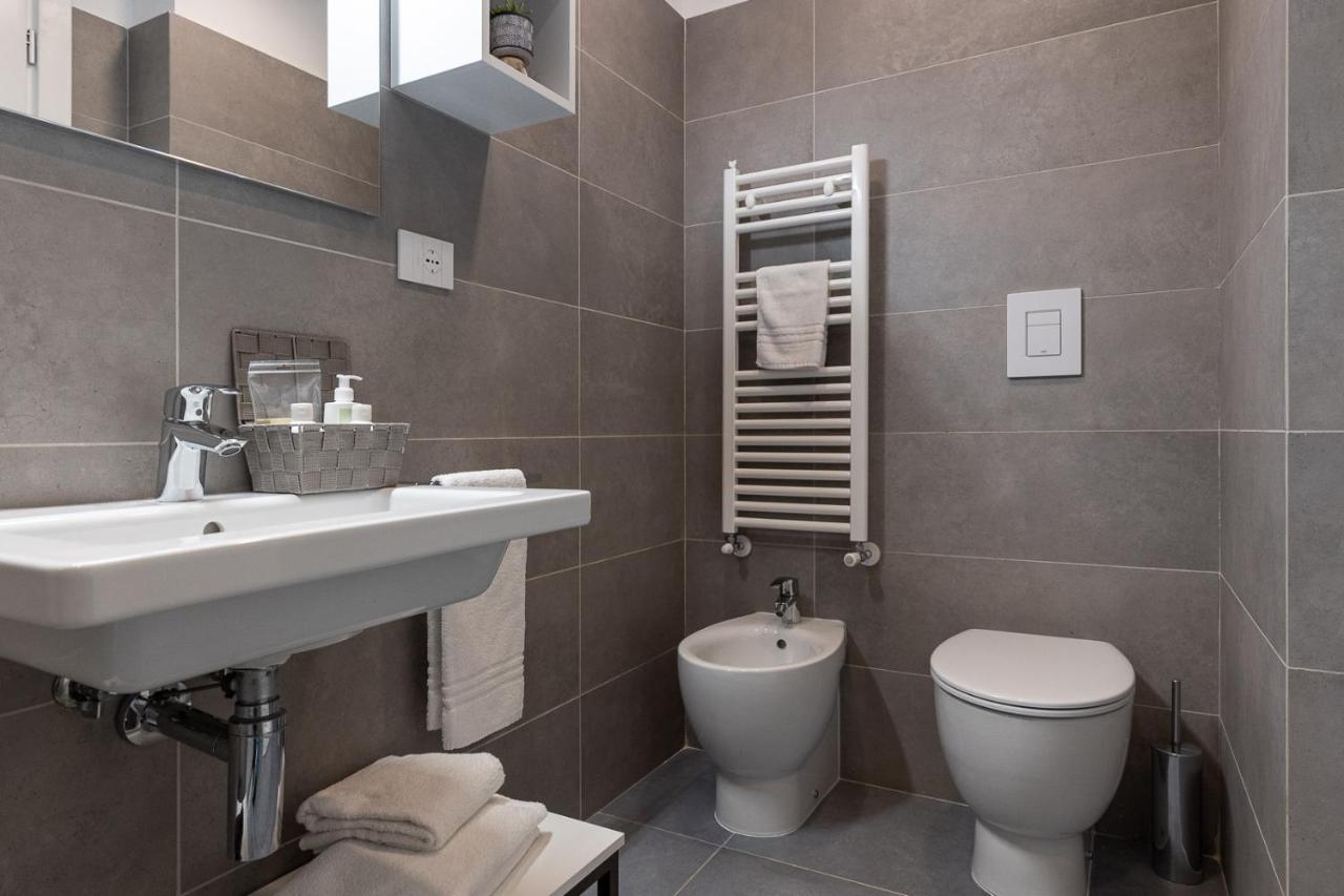 Oneweek Gaeta Suites And Apartments מראה חיצוני תמונה