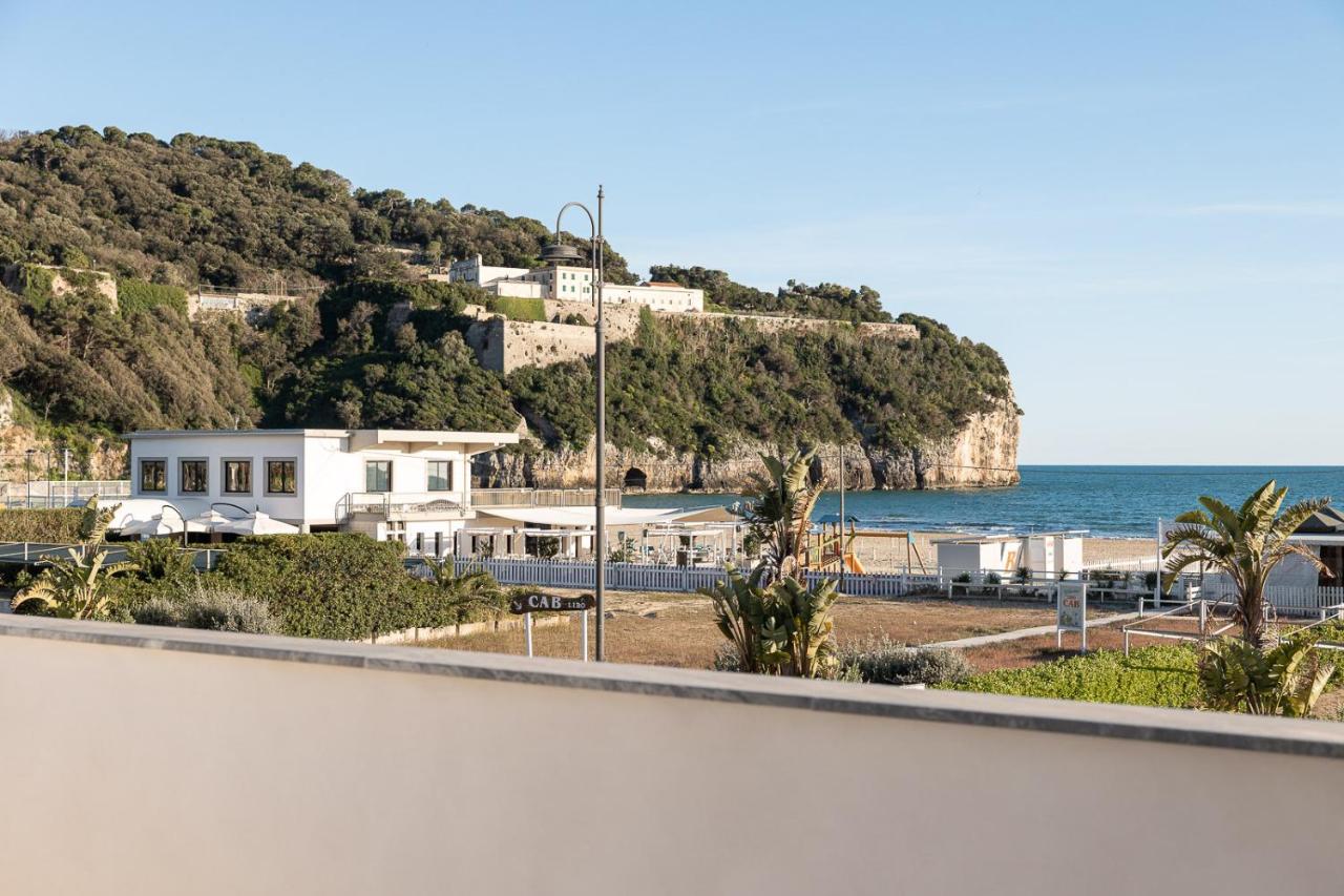 Oneweek Gaeta Suites And Apartments מראה חיצוני תמונה