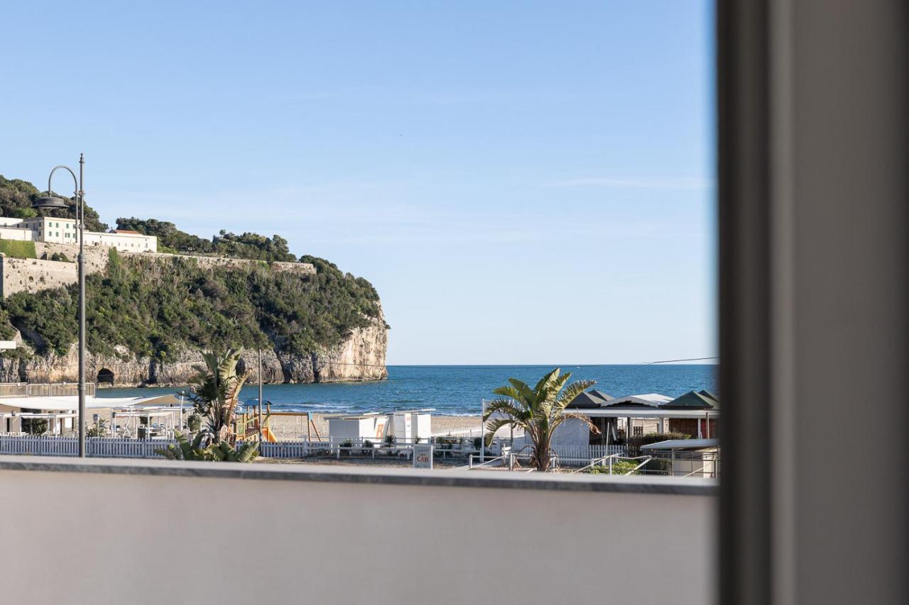 Oneweek Gaeta Suites And Apartments מראה חיצוני תמונה